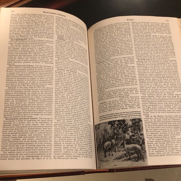 VTG 1964 Grolier The American Peoples Encyclopedia Vol. 7 Dyne-Fink~HC Book - Picture 9 of 12